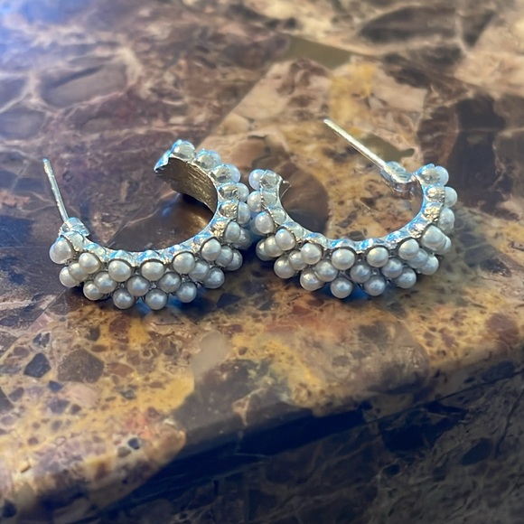 Silver Pearl Dainty Hoop - Picture 6 of 7